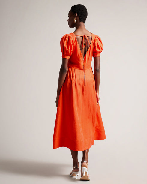 OPALZ-Dresses-OPALZ is classy, comfy and effortlessly cool. Featuring a low back, puff sleeves and pockets, this midi dress is the perfect holiday dress. Whether you're strolling along the sun-kissed beaches or enjoying a leisurely brunch in a picturesque coastal town, this dress is the perfect companion for your holiday adventures. Is that the South of France calling? If you are between sizes we recommend sizing up for this product. Midi dress Short puff sleeves Cupro, lyocell and linen No stretch with a f